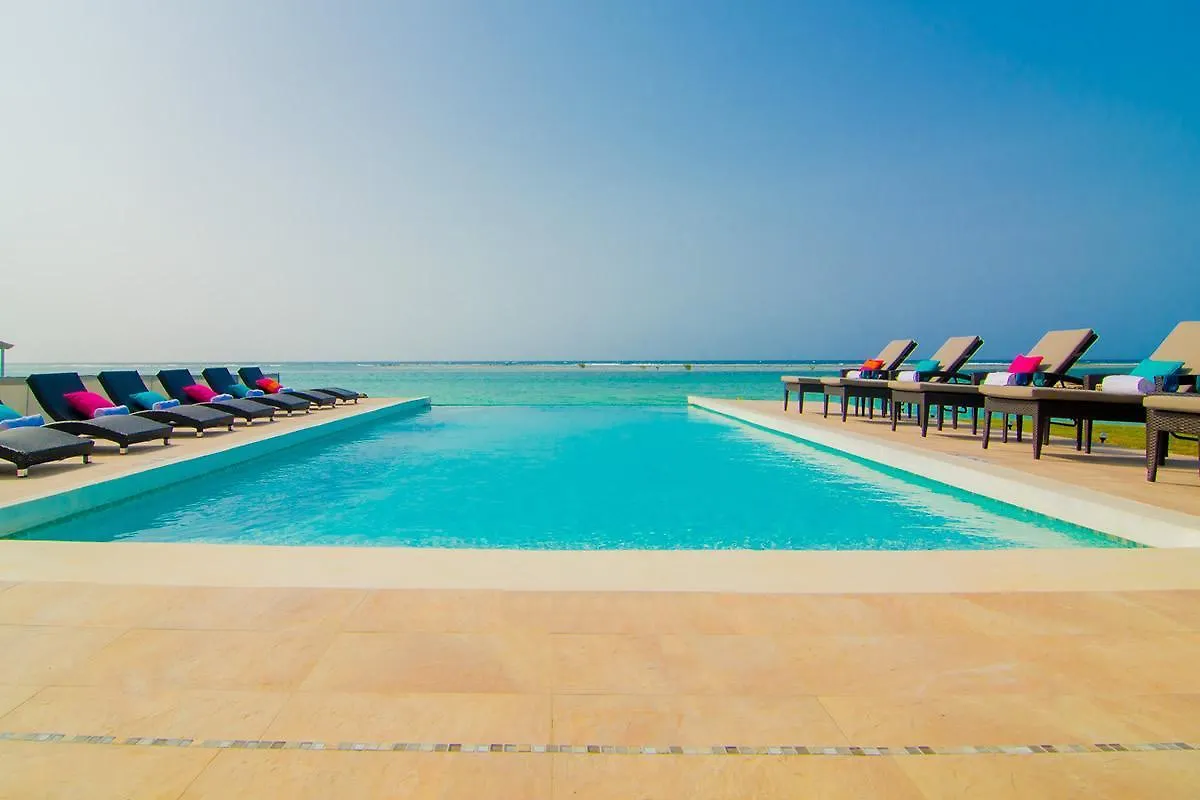 Dreamtime By The Sea Seven Bedroom Villa モンテゴ・ベイ