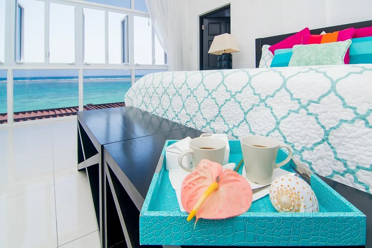 Dreamtime By The Sea Seven Bedroom Villa モンテゴ・ベイ